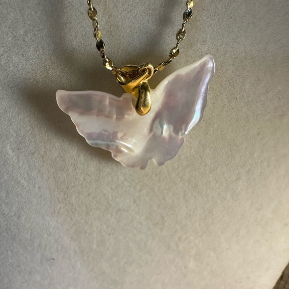 Elegant Shell Butterfly Pendant on Chain - Picture 8 of 10
